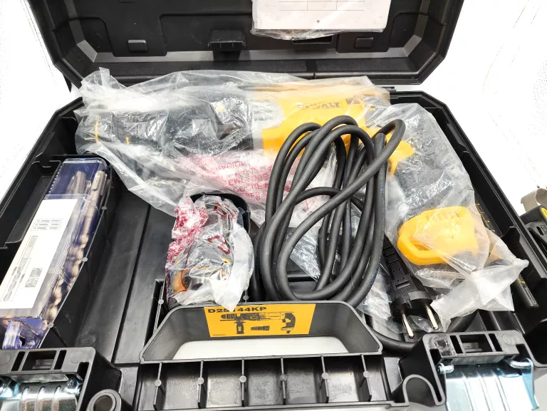 MŁOTOWIERTARKA DEWALT D25144K-QS D25144K SDS-PLUS