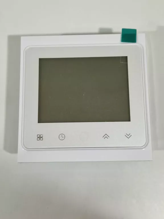 TERMOSTAT PROGRAMOWALNY HD-T500