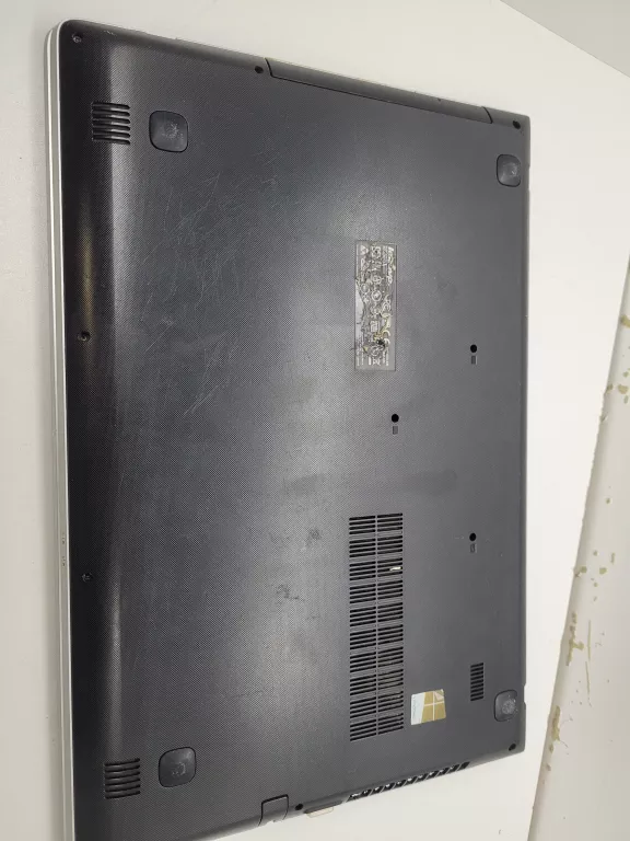 LAPTOP LENOVO I3/8GB/128GB
