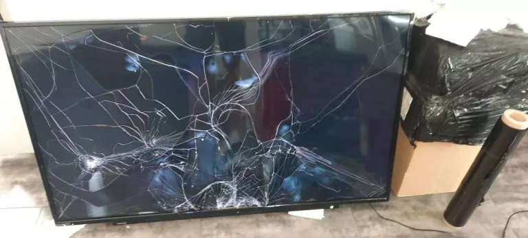 TELEWIZOR TOSHIBA LED 55" 55UA2063DG USZKODZONY