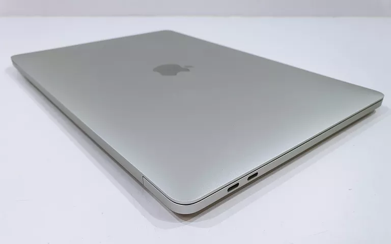 MAC BOOK PRO 13 M2 512/16 GB BARDZO ZADBANY