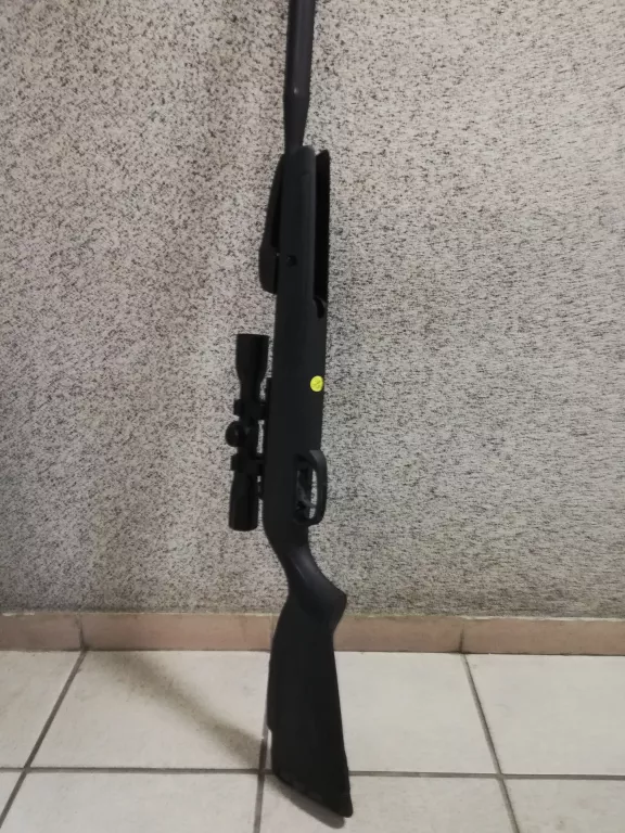 WIATRÓWKA GAMO REPLAY 10 4,5MM Z LUNETĄ