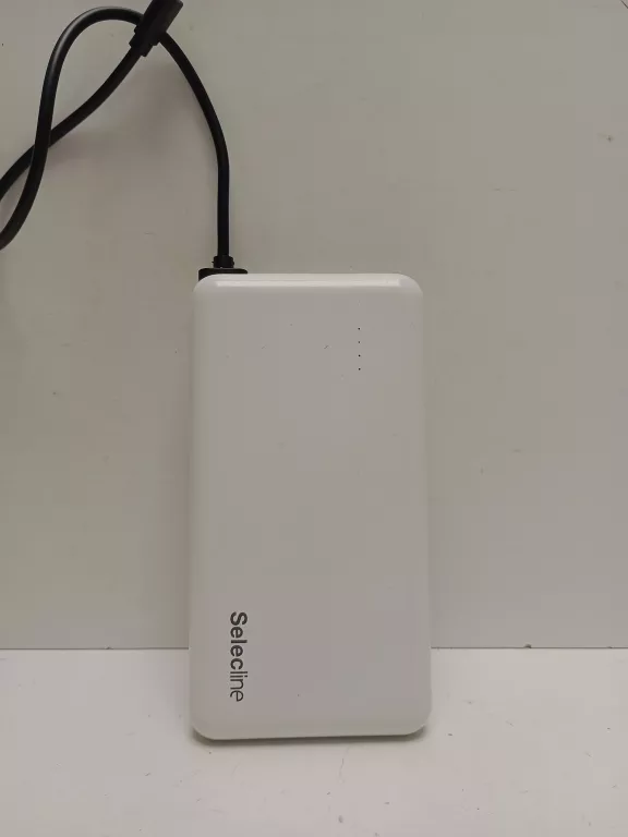 selecline-powerbank-8000-osiedle-teatralne-3u15-krakow