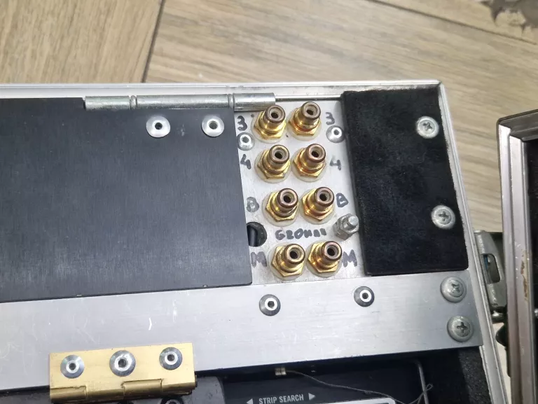 KONSOLA NUMARK NS6
