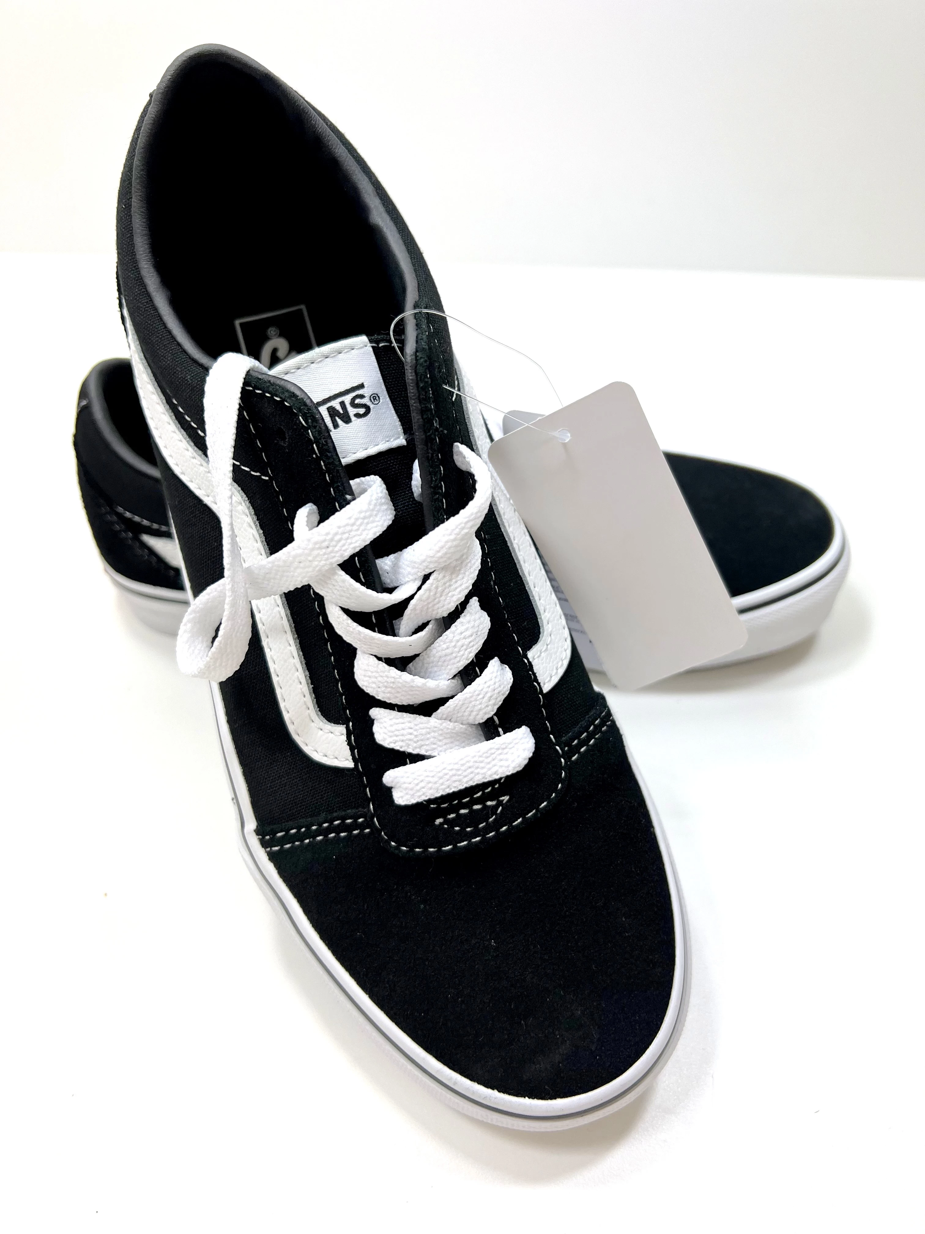 trampki-vans-black-z-metka-rozmiar-37-wzor-dominujacy-inny-wzor