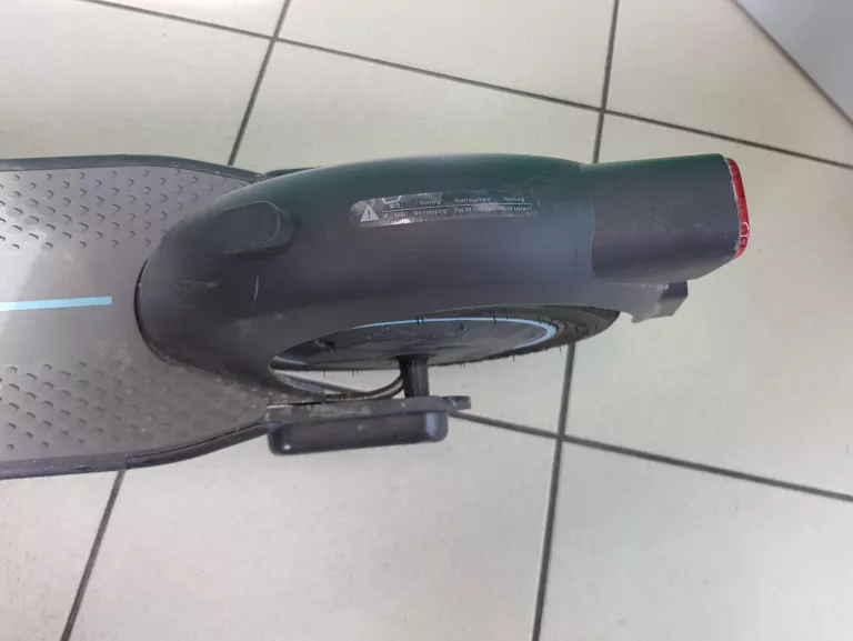 HULAJNOGA NINEBOT BY SEGWAY KICKSCOOTER MAX G30D II