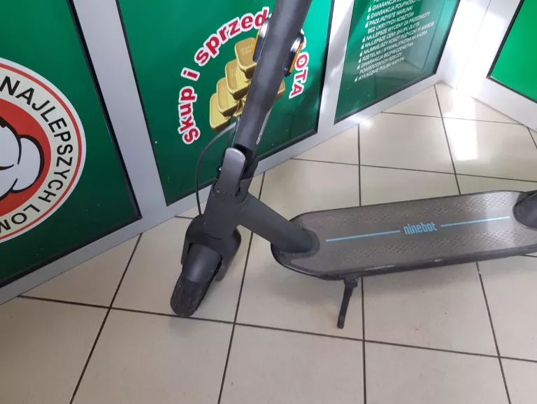 HULAJNOGA NINEBOT BY SEGWAY KICKSCOOTER MAX G30D II