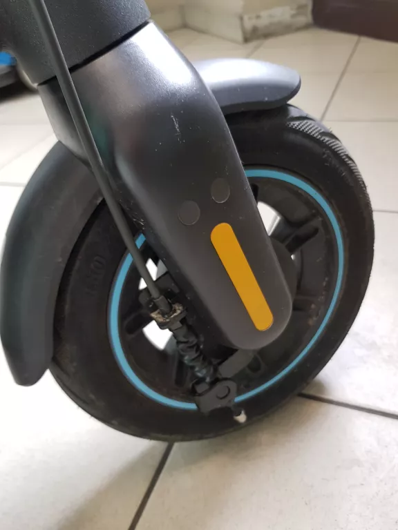 HULAJNOGA NINEBOT BY SEGWAY KICKSCOOTER MAX G30D II