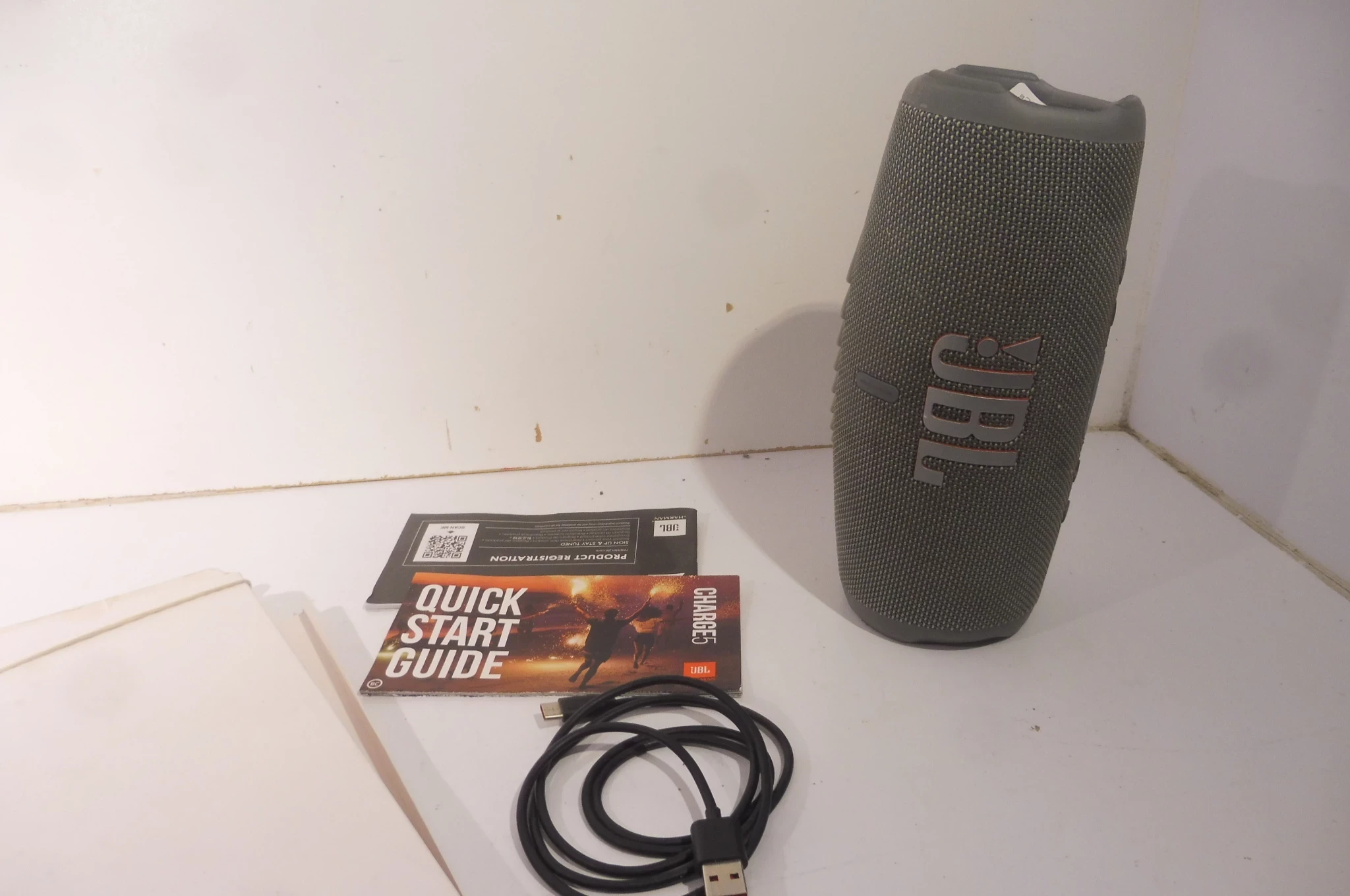 glosnik-jbl-charge-5-szary-janowicza-3-olsztyn