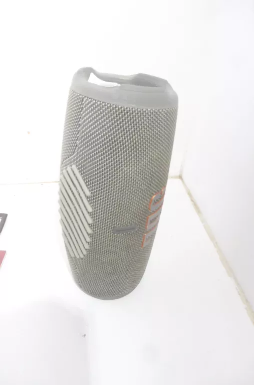 glosnik-jbl-charge-5-szary-moc-40