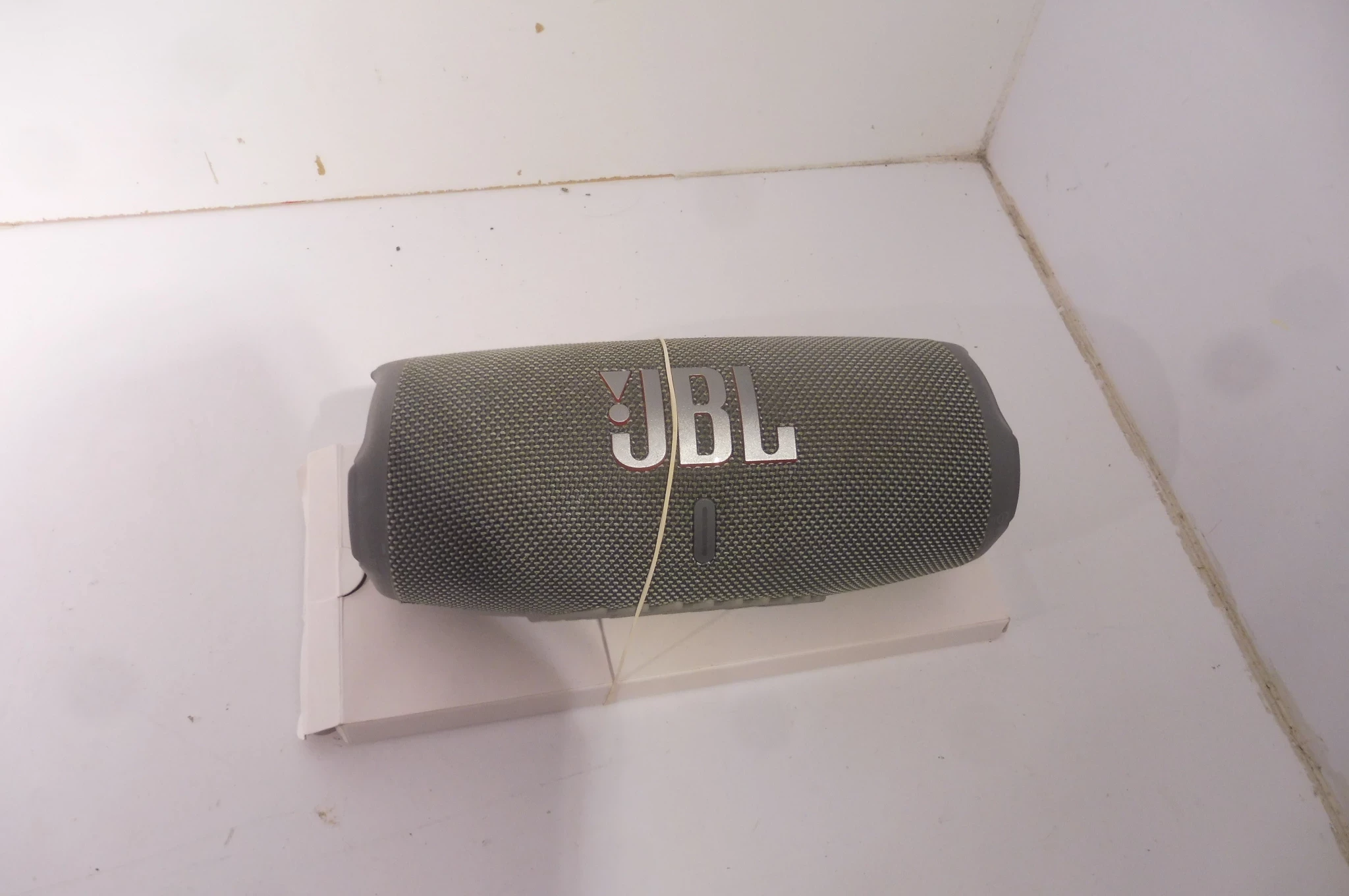 glosnik-jbl-charge-5-szary-kod-producenta-jblcharge5gry