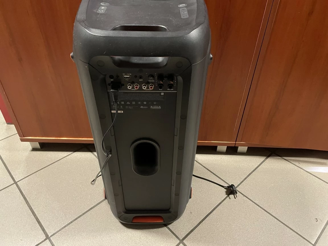 glosnik-przenosny-jbl-partybox-300-czarny-kod-producenta-partybox-300