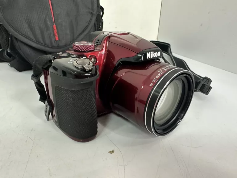 aparat-fotograficzny-nikon-coolpix-p520-stabilizacja-optyczna-obiektywu