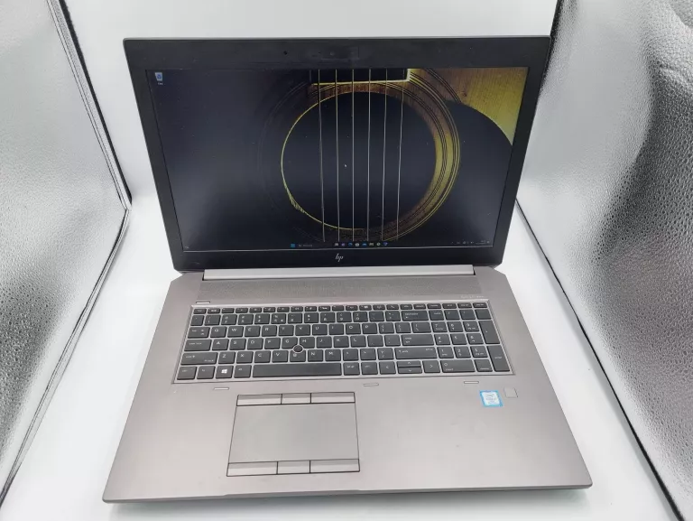 LAPTOP HP ZBOOK 17 G5 OPIS !!!