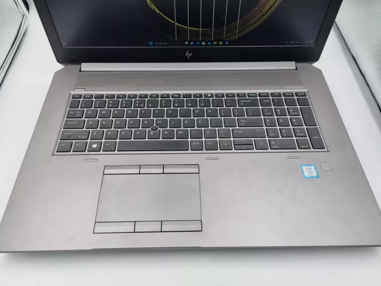 LAPTOP HP ZBOOK 17 G5 OPIS !!!