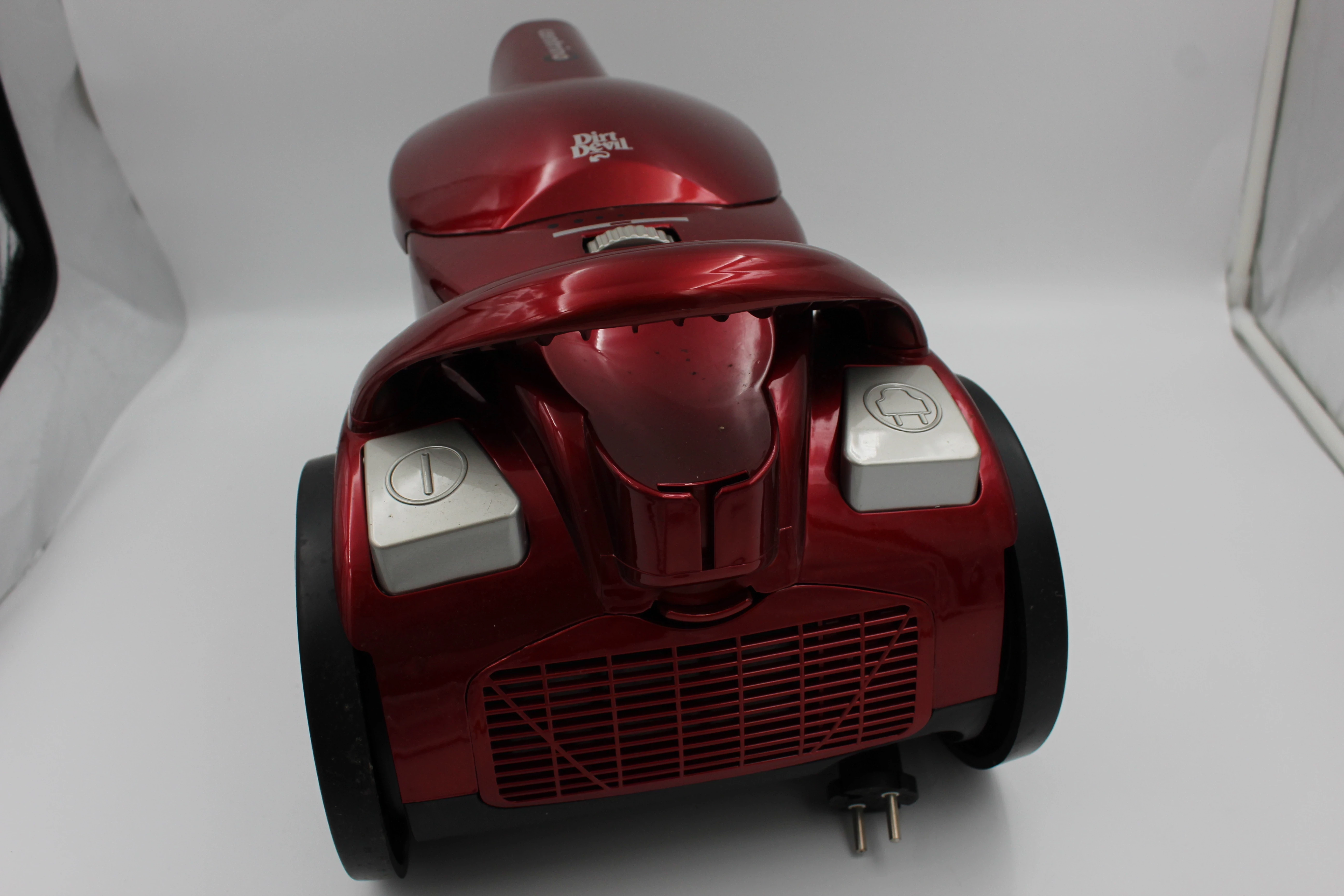 odkurzacz-bezworkowy-dirt-devil-m2884-centrino-stan-uzywany