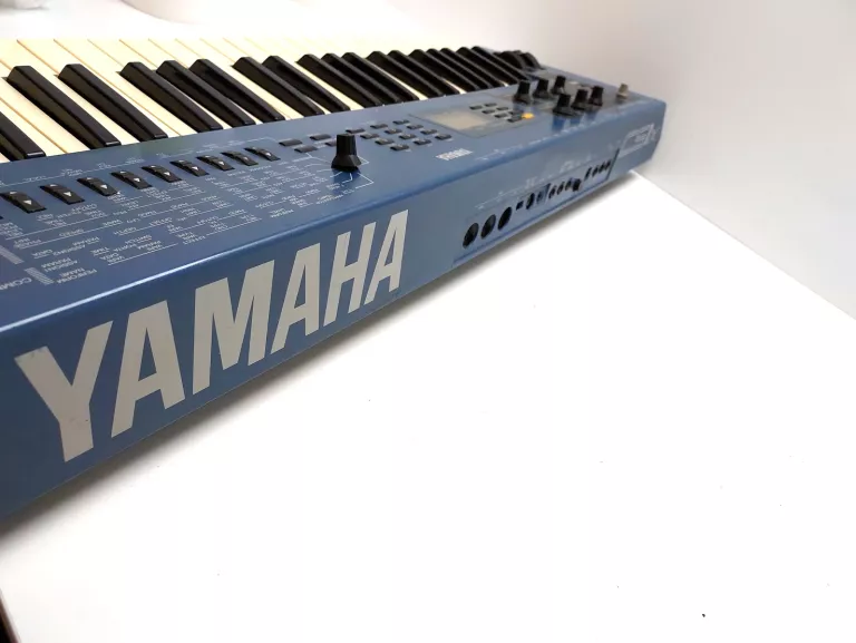 yamaha-cs1x-futeral-stan-uzywany