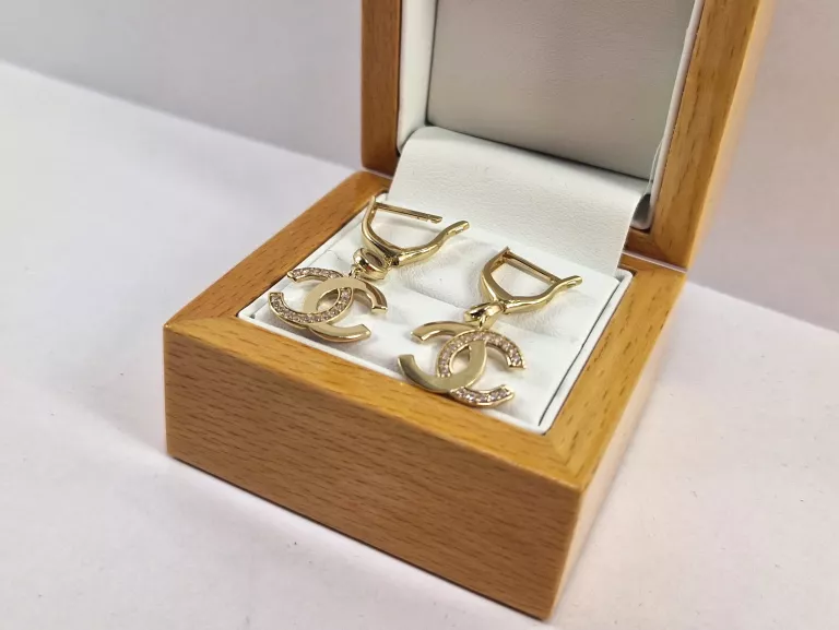 zlote-kolczyki-chanel-z-cyrkoniami-p585-388g-rodzaj-bigla-angielski