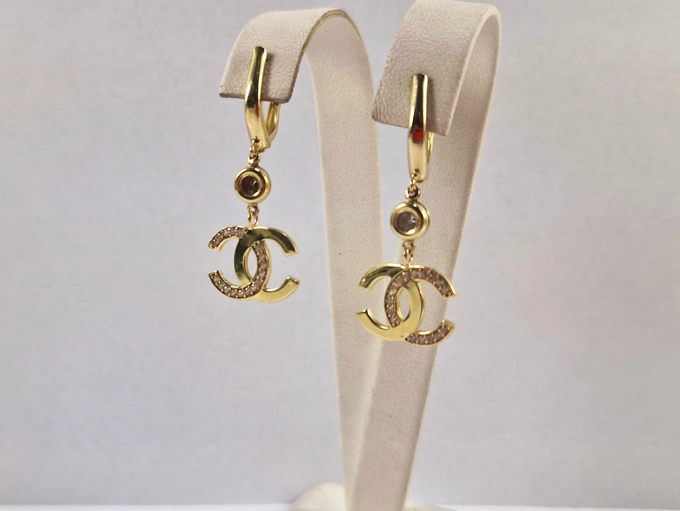 zlote-kolczyki-chanel-z-cyrkoniami-p585-388g-dabrowskiego-493-poznan-ska-x