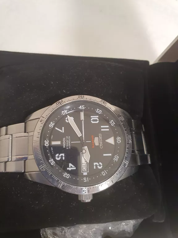 zegarek-seiko-srp513k1-mechanizm-automatyczny