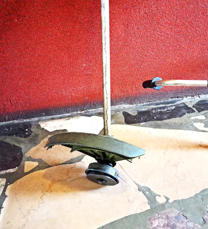 kosa-spalinowa-castorama-sl25c3-szerokosc-koszenia-0