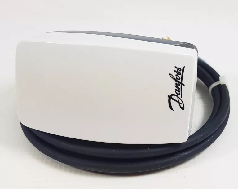 silownik-sterowany-sygnalem-danfoss-ami-140-do-zaworow-ab-qm-dn-10-32-stan-11323-2