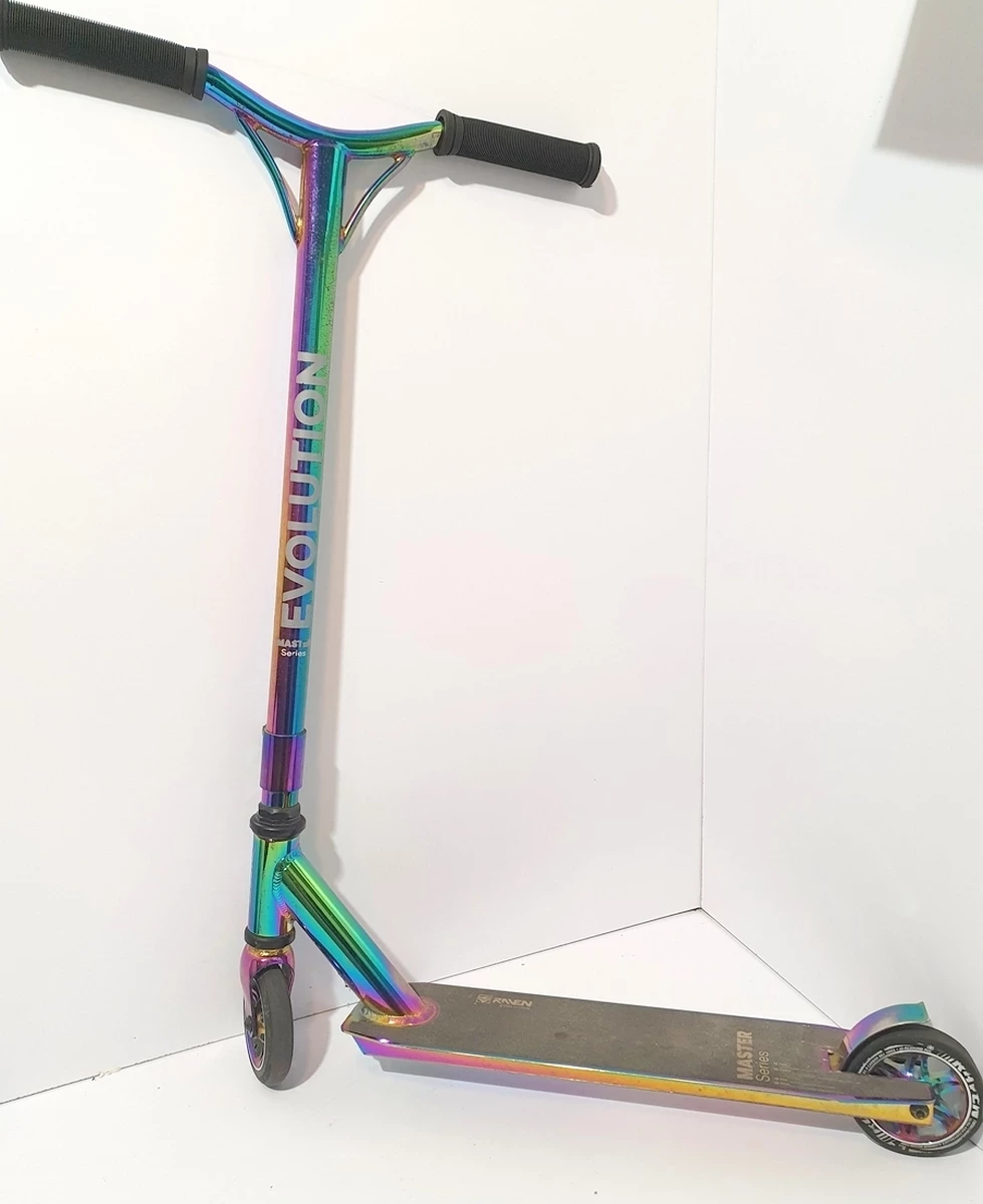 hulajnoga-raven-evolution-master-series-neo-chrome-marka-raven