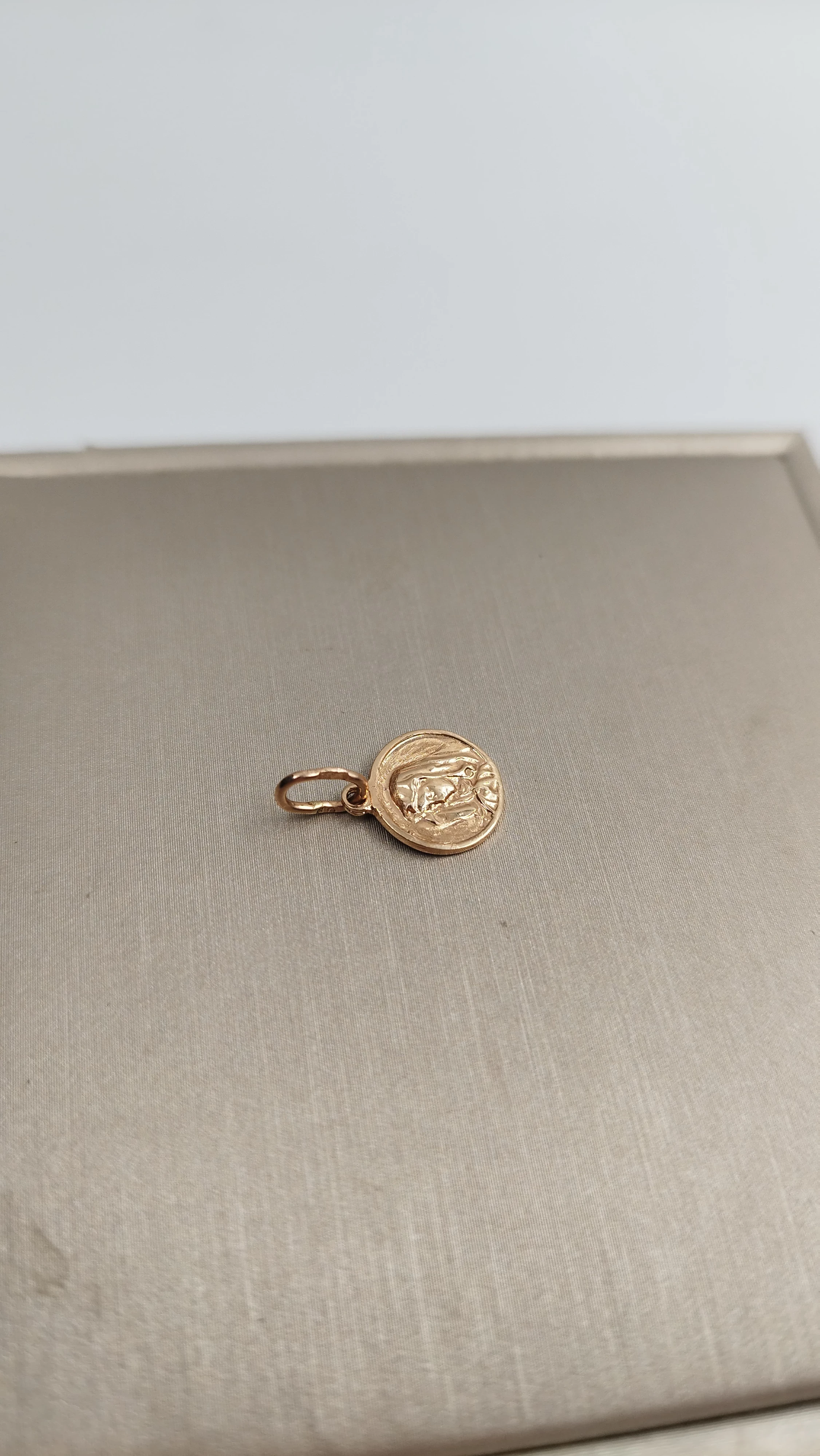 wyrob-jubilerski-uzywany-zawieszka-583-material-zloto