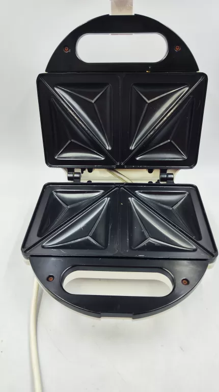 opiekacz-do-kanapek-clatronic-st-2070-marka-clatronic