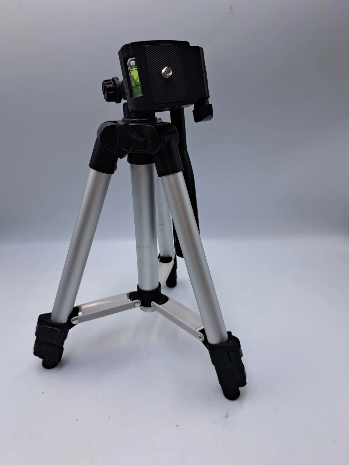 laser-krzyzowy-niteo-tools-ll0325-19-stapok-rodzaj-libella