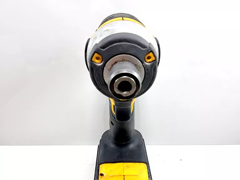 ZAKRETARKA DEWALT DCF885