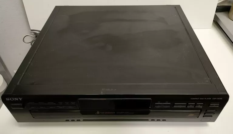 ZESTAW WZMACNIACZ TA-FE600R + ZMIENIARKA SONY CDP-CE305
