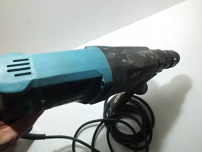 MŁOTOWIERTARKA MŁOT MAKITA HR2631/WALIZKA/PARAGON