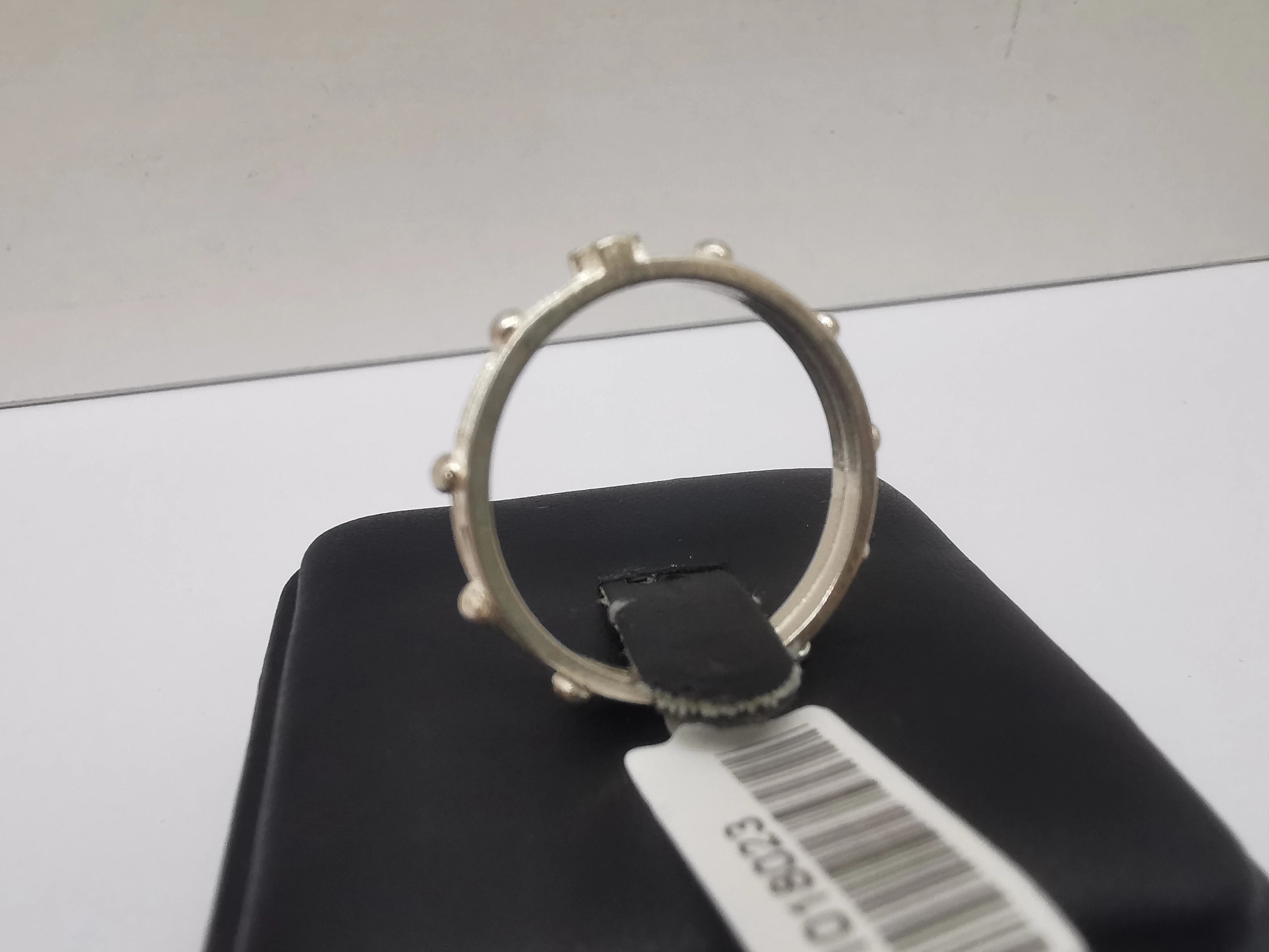 srebrny-pierscionek-263245-material-srebro