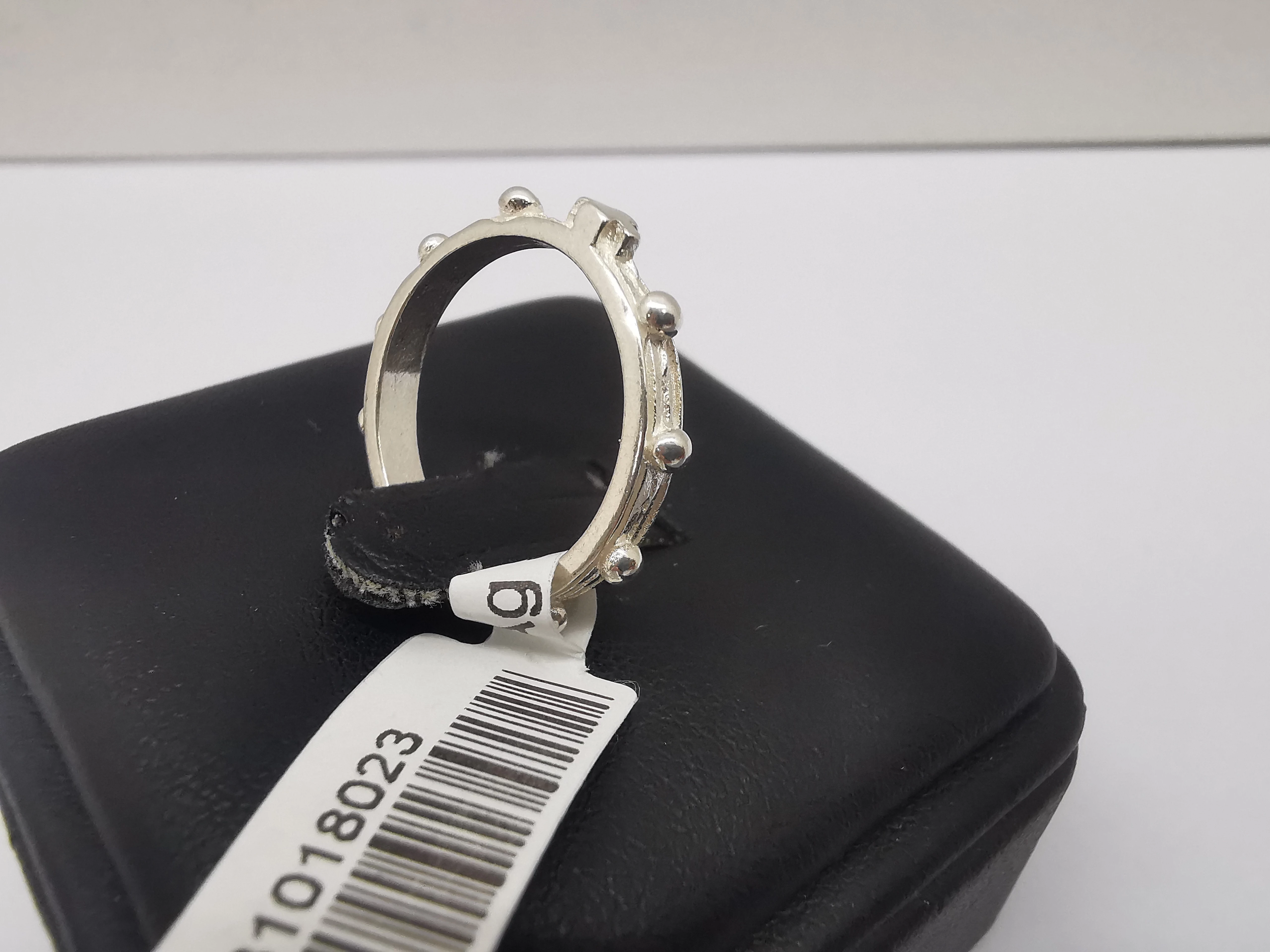 srebrny-pierscionek-20110-rodzaj-wyrob-jubilerski