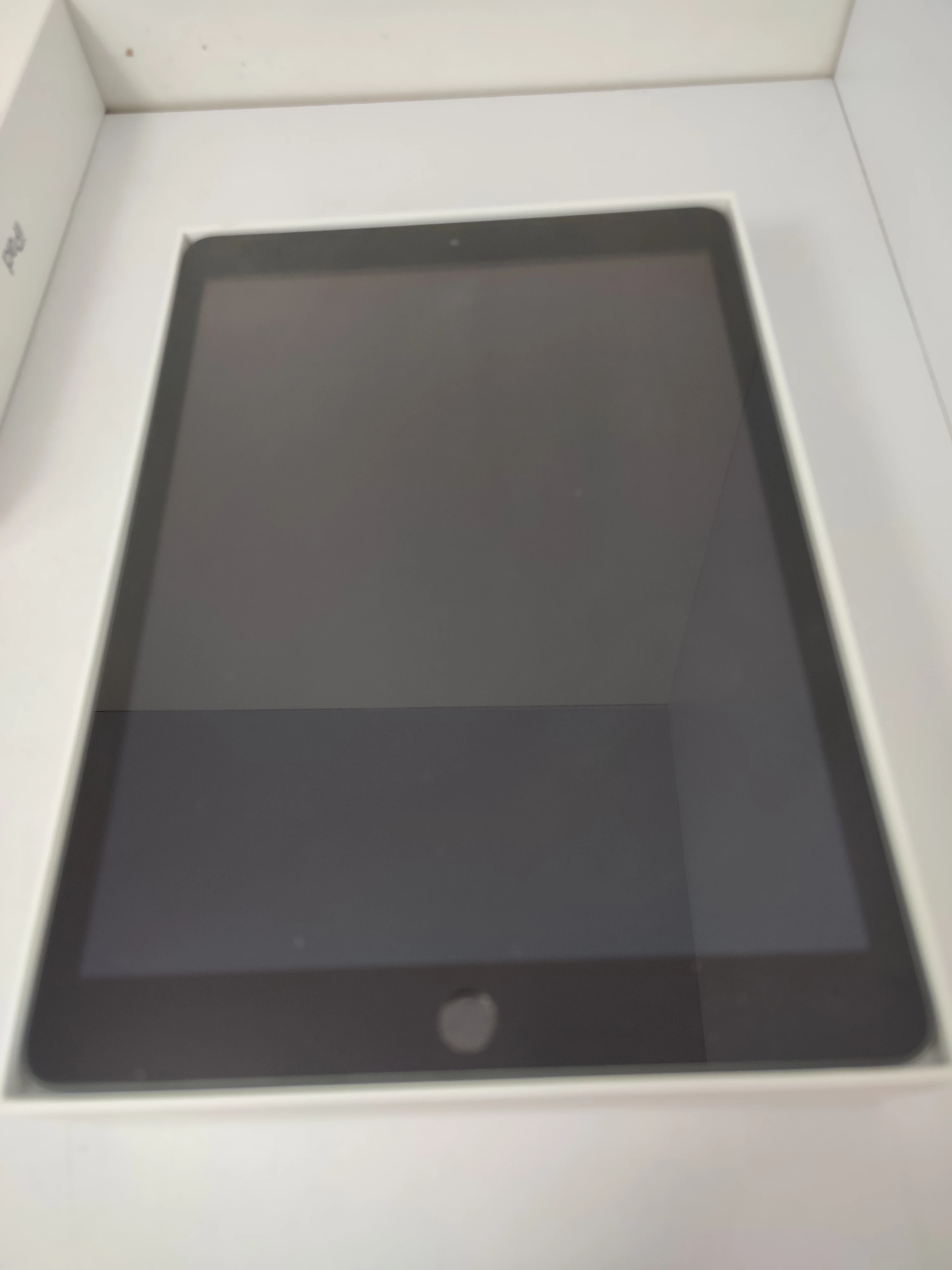 tablet-ipad-2270-8-gen-kod-producenta-myld2fda