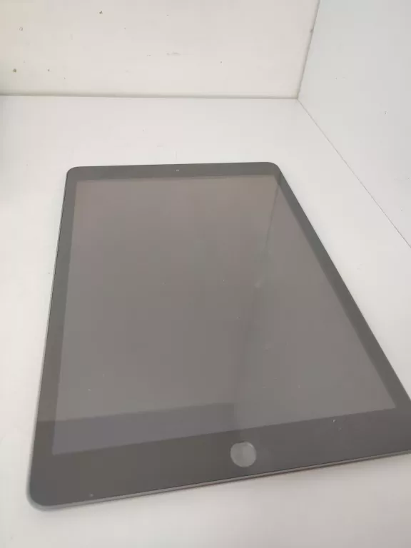 tablet-ipad-2270-8-gen-ean-gtin-190199807846