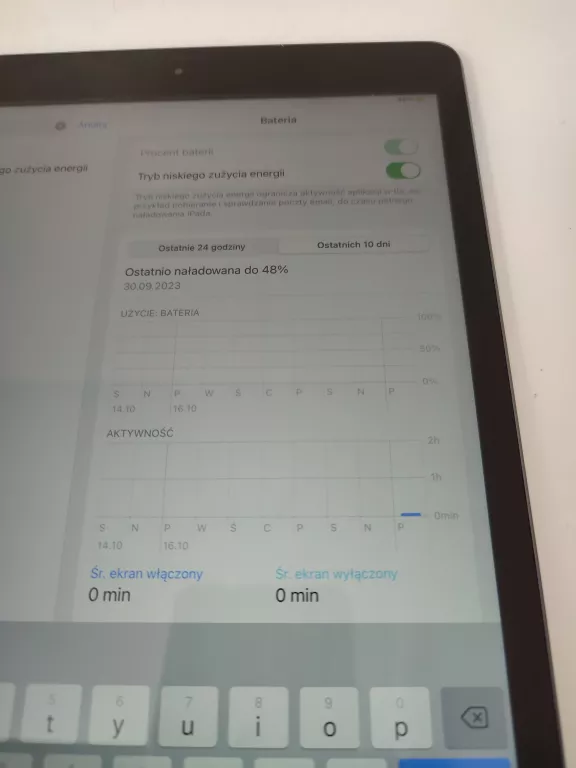 tablet-ipad-2270-8-gen-stan-uzywany