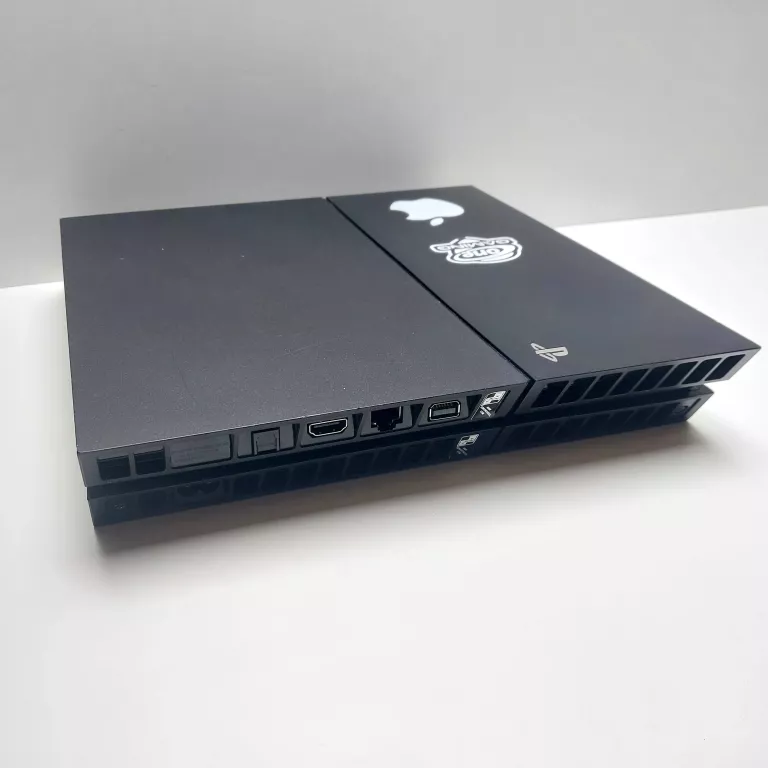 konsola-ps4-500gb-kolor-czarny
