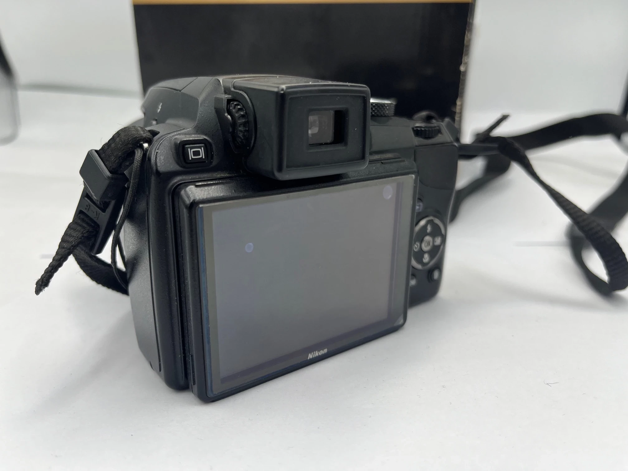 aparat-nikon-coolpix-p90-pud-lad-kabel-rozdzielczosc-12