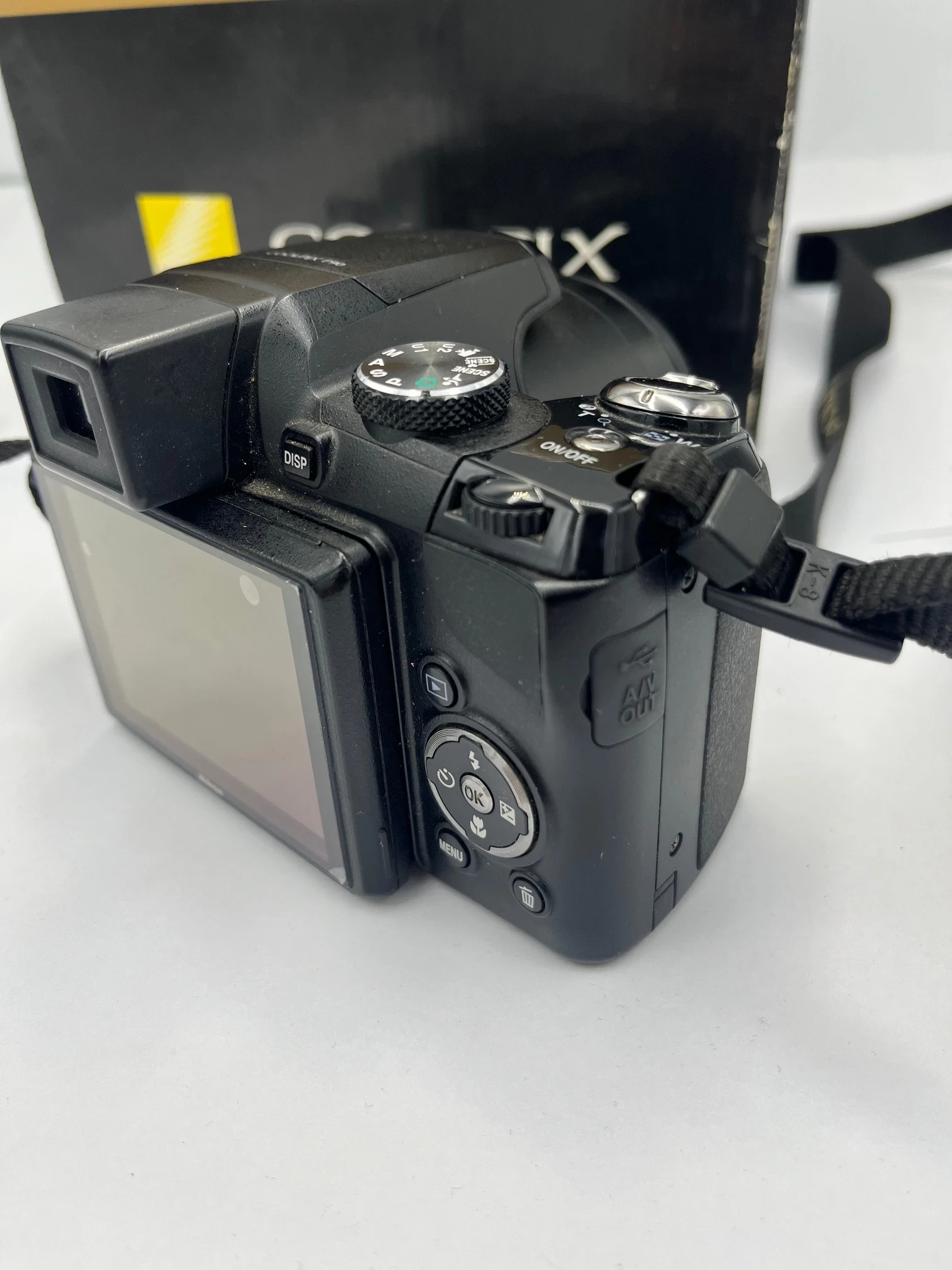 aparat-nikon-coolpix-p90-pud-lad-kabel-stabilizacja-cyfrowa