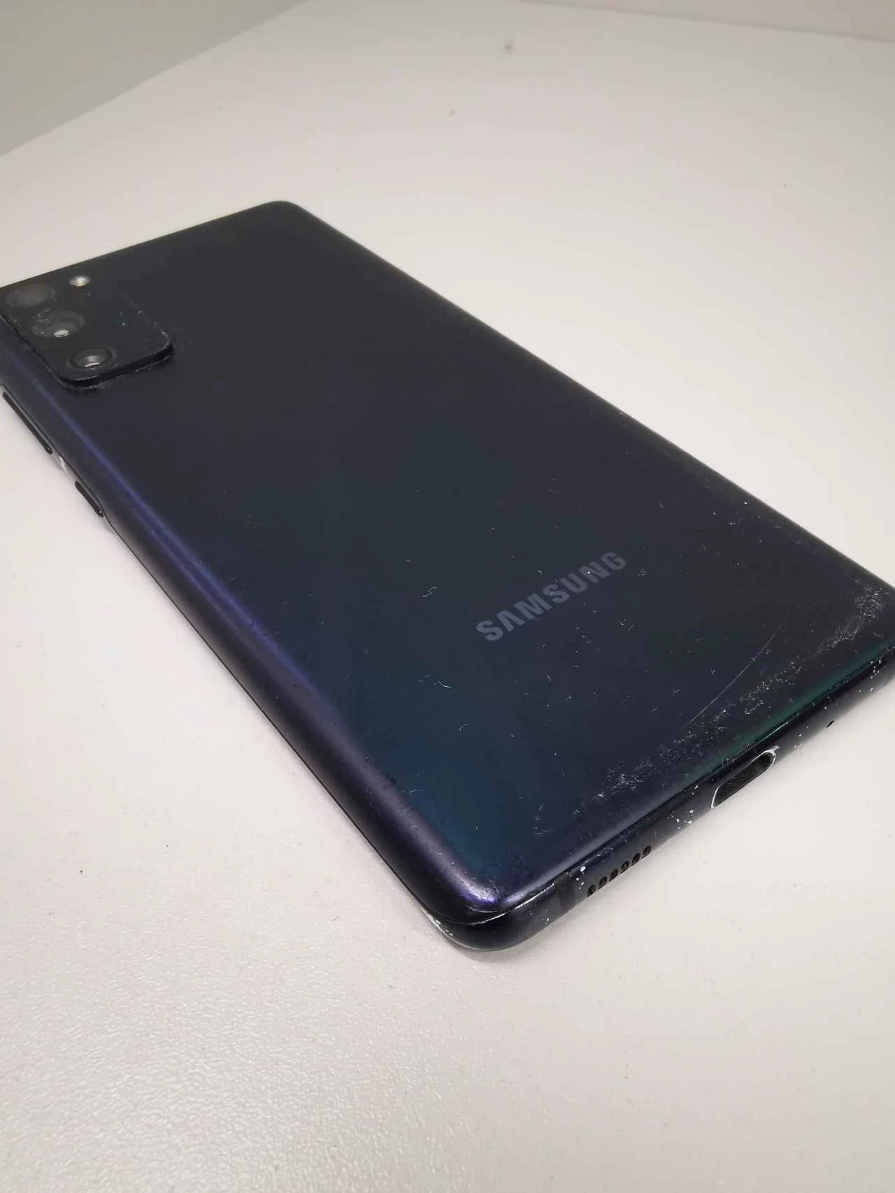 samsung-galaxy-s20-fe-5g-pojemnosc-akumulatora-4500