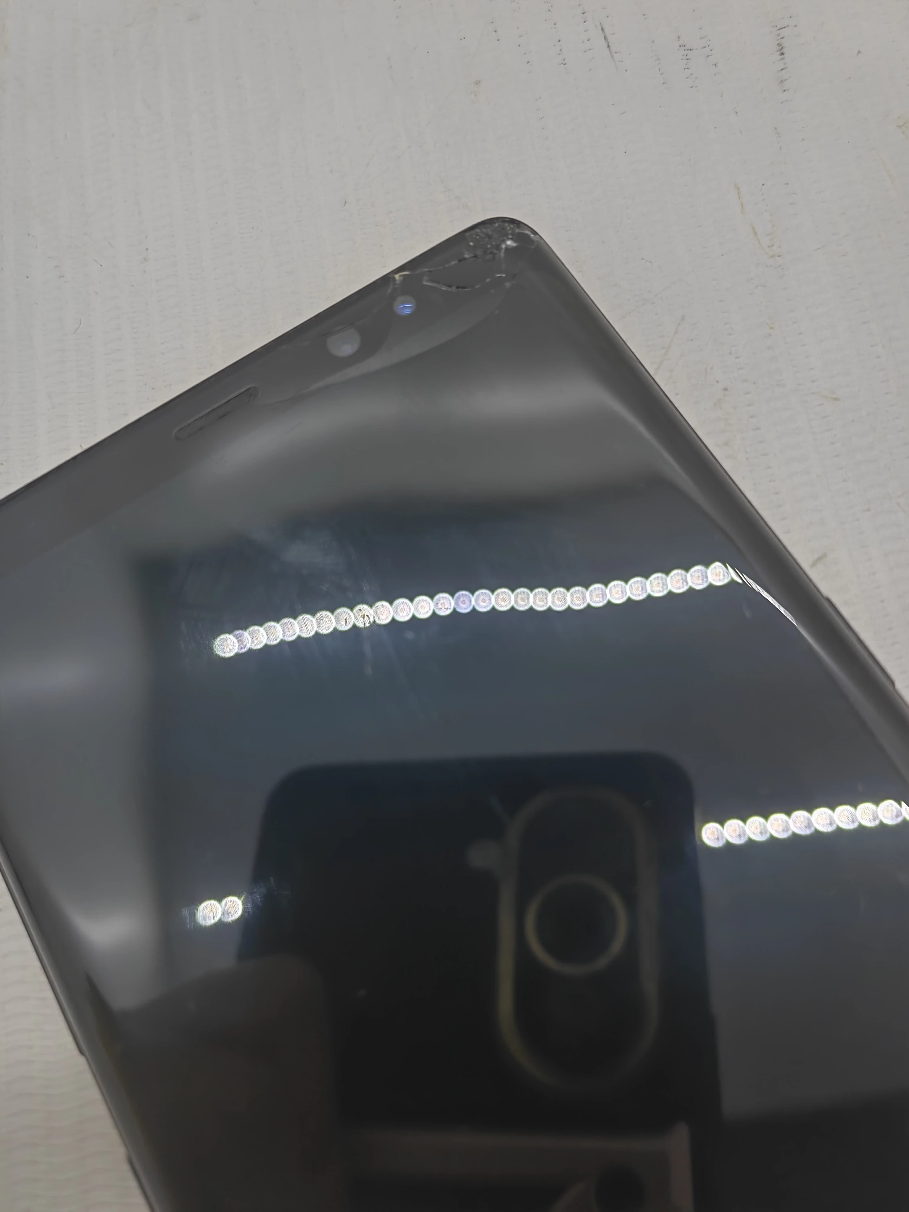 telefon-samsung-note-8-komplet-potluczony-rog-wypal-przekatna-ekranu-630