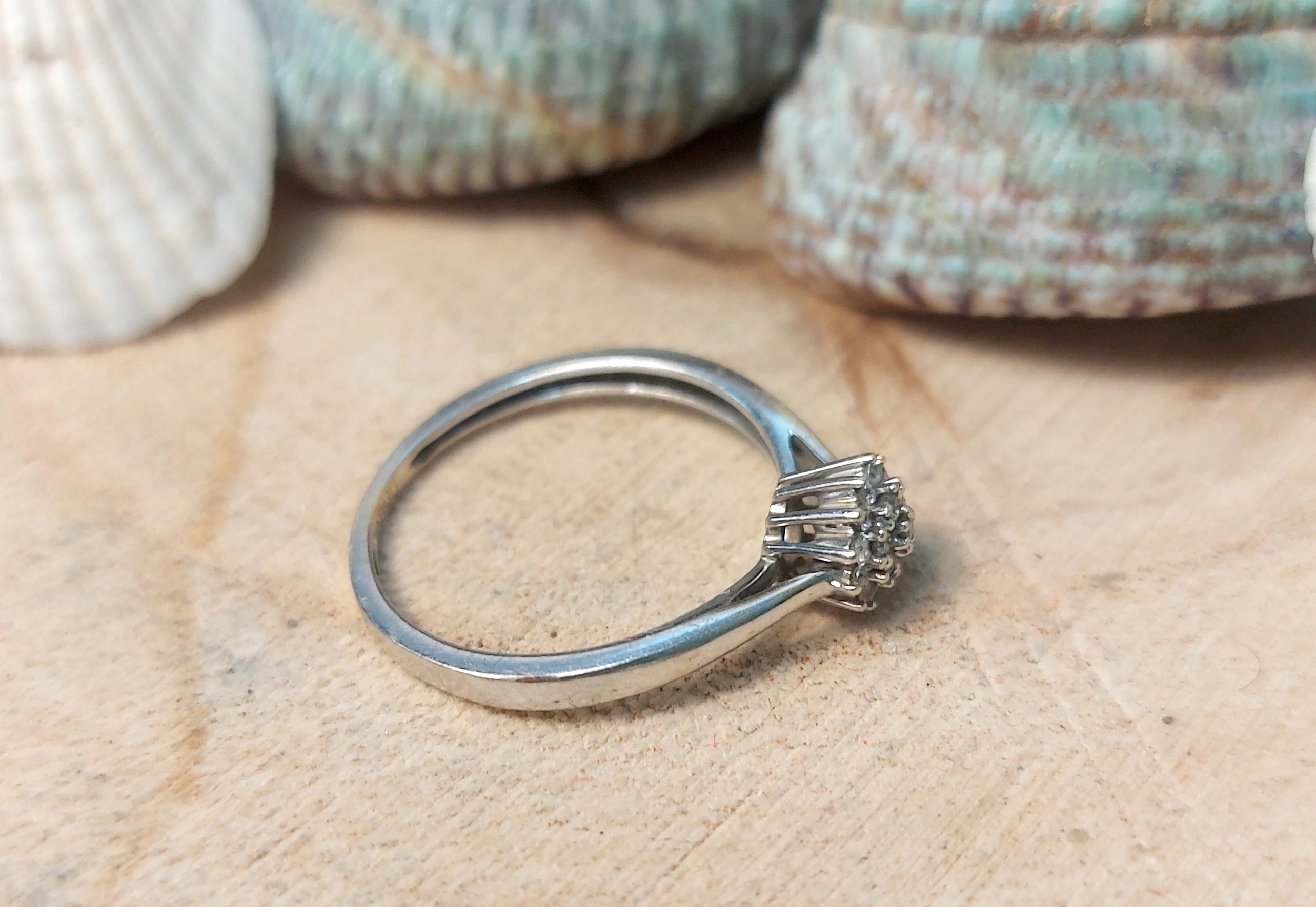 zloty-pierscionek-z-brylantami-585137g-160153-kamien-brylant