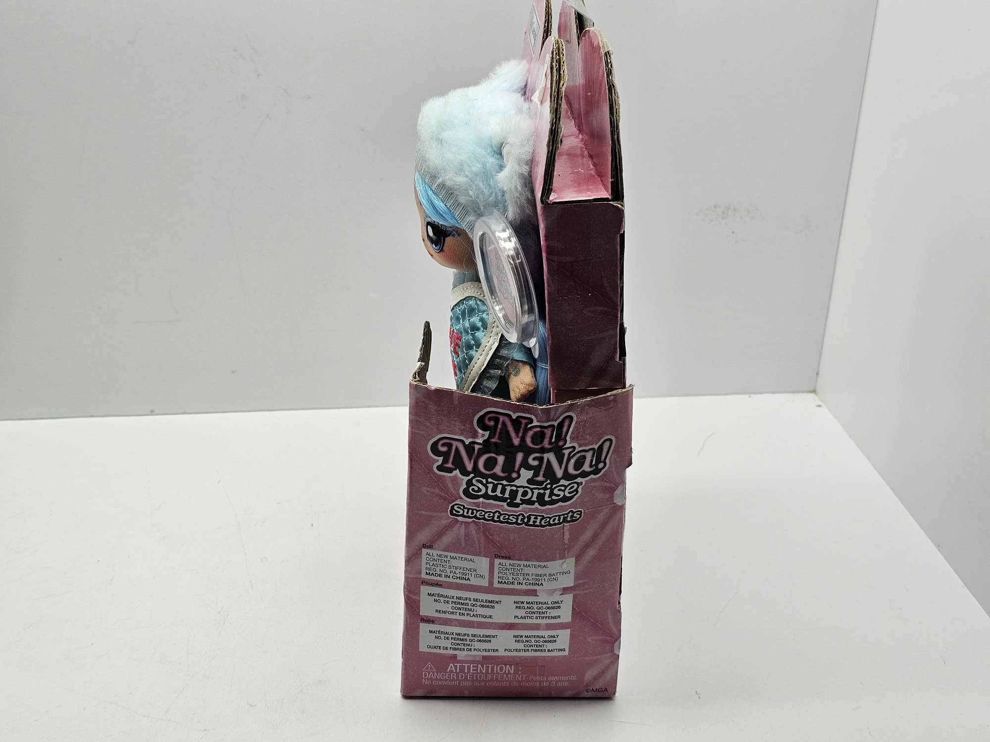 niebieska-lalka-nanana-surprise-lily-sarang-ean-gtin-0035051581598