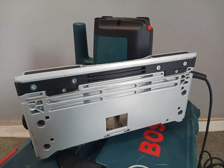 ZAGŁĘBIARKA BOSCH GKT 55 GCE