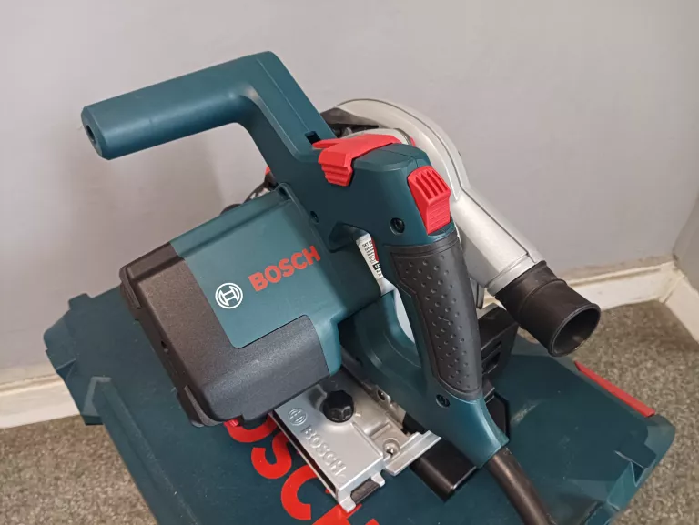 ZAGŁĘBIARKA BOSCH GKT 55 GCE