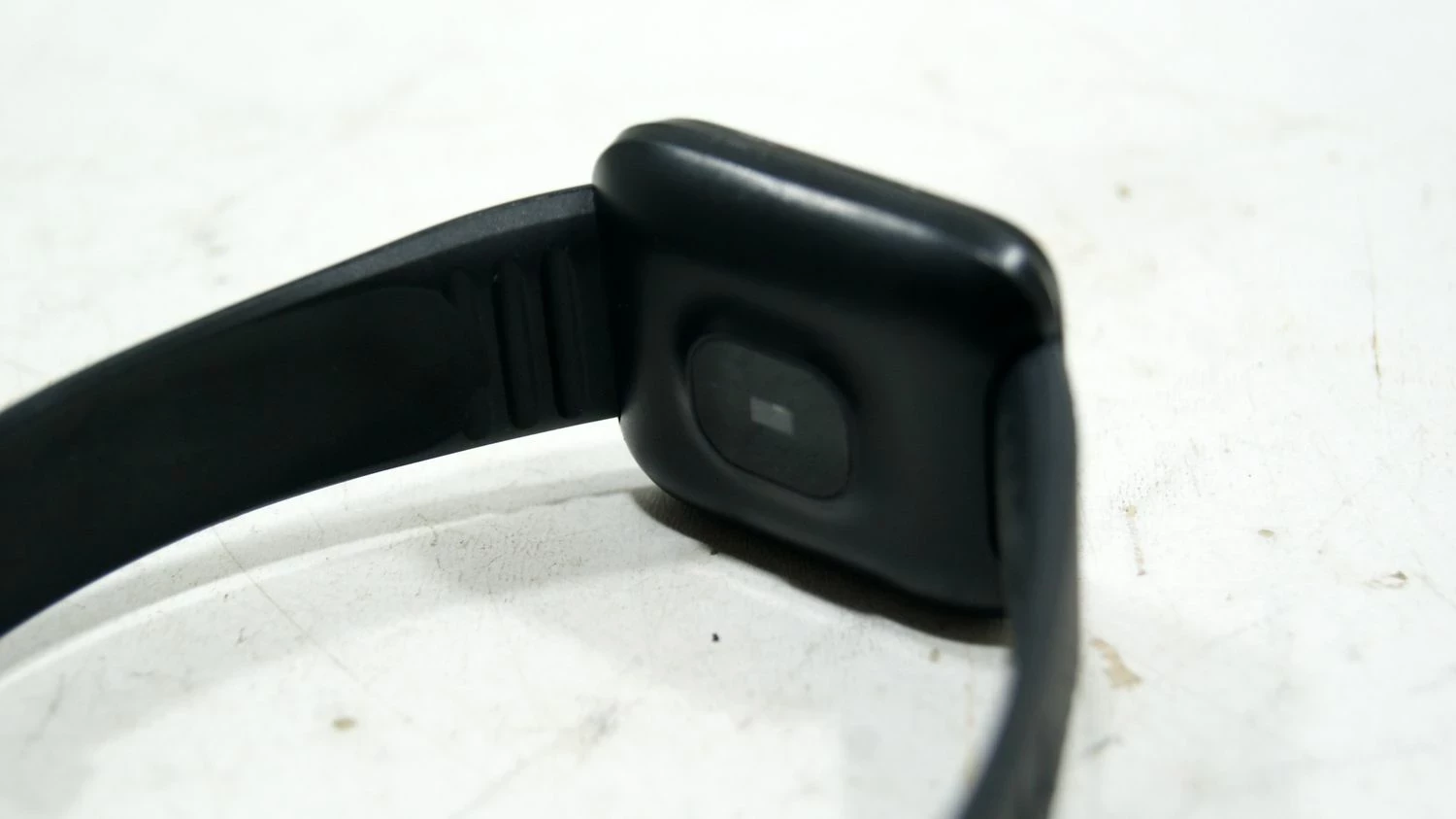 elegancki-smartwatch-lt716-ladowarka-komunikacja-212922-1