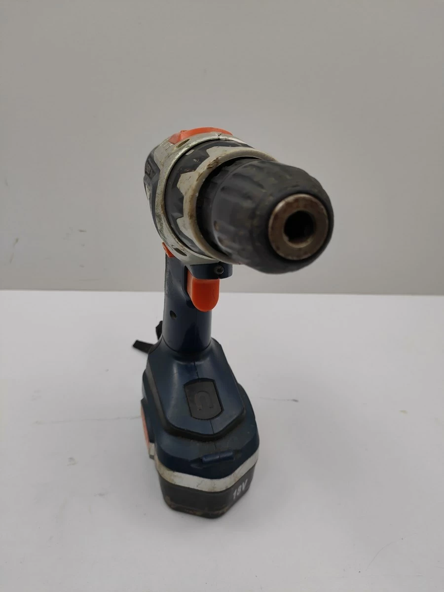 wkretarka-comparator-d332t18-18v-2x-bateria-ladowarka-kod-producenta-mitsutomo-33076