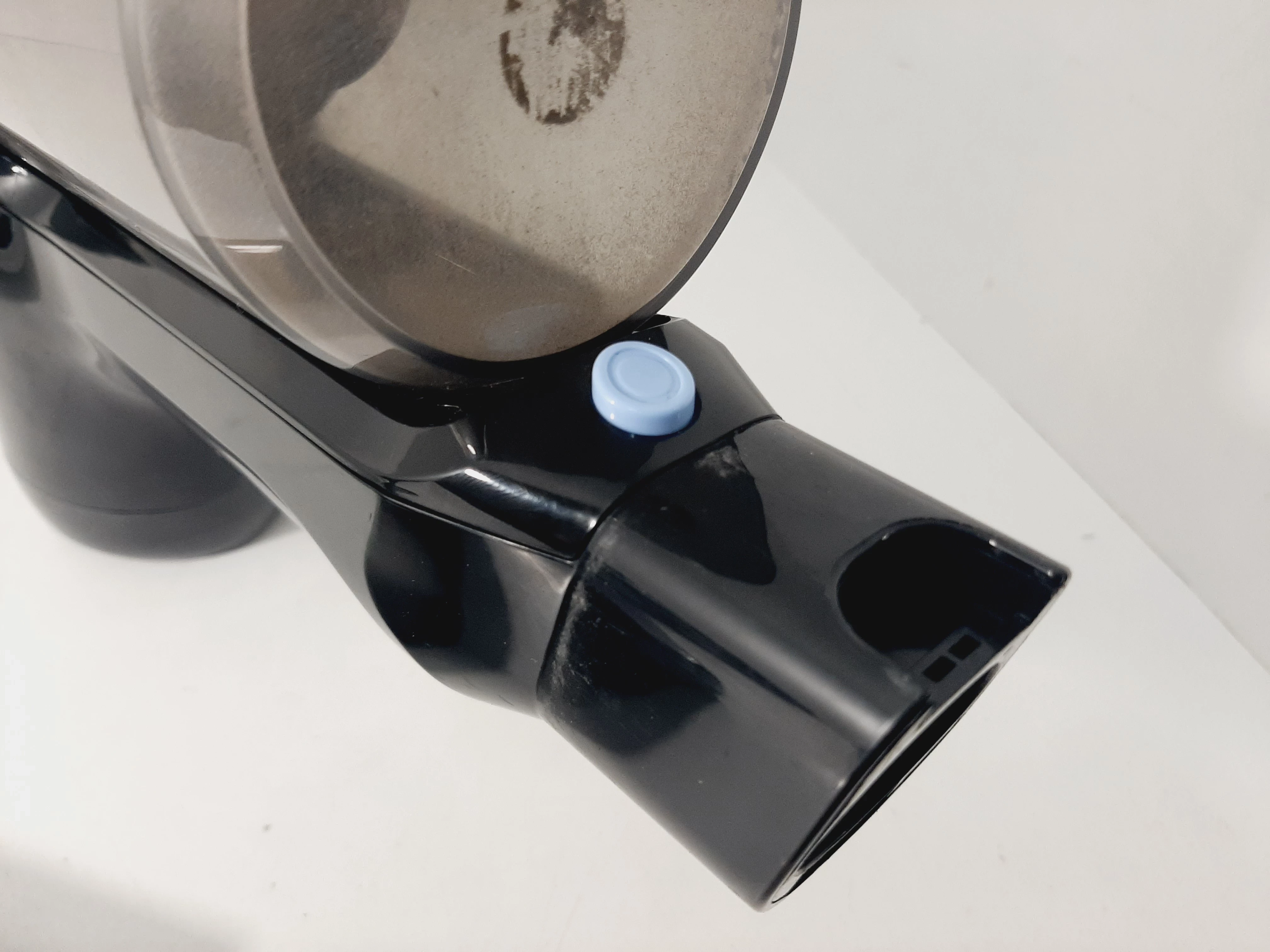 odkurzacz-pionowy-bezprzewodowy-qilive-q5660-uszkodzony-marka-218345-1668122